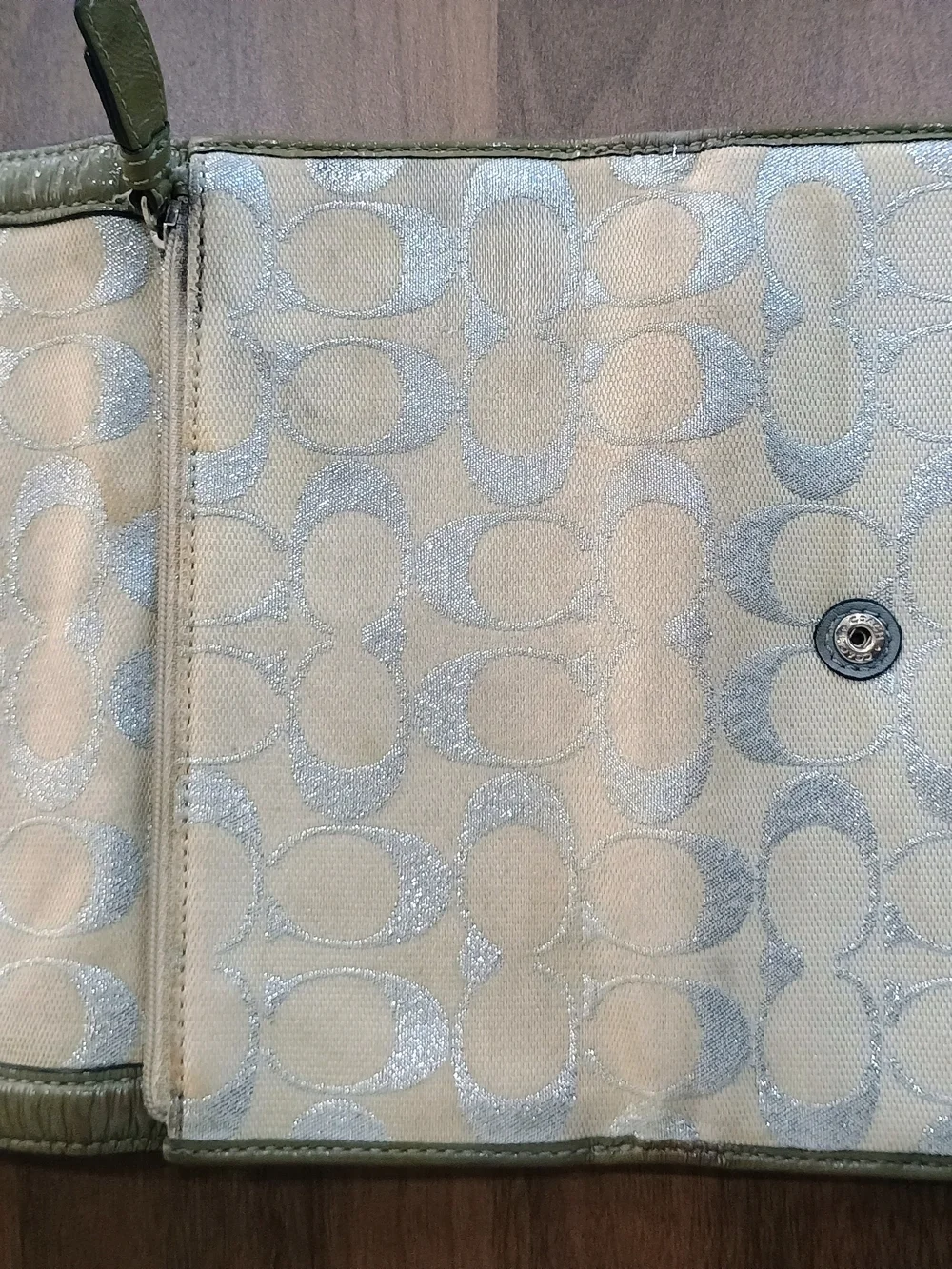 Coach Pre Loved Vintage Metallic Trifold Wallet